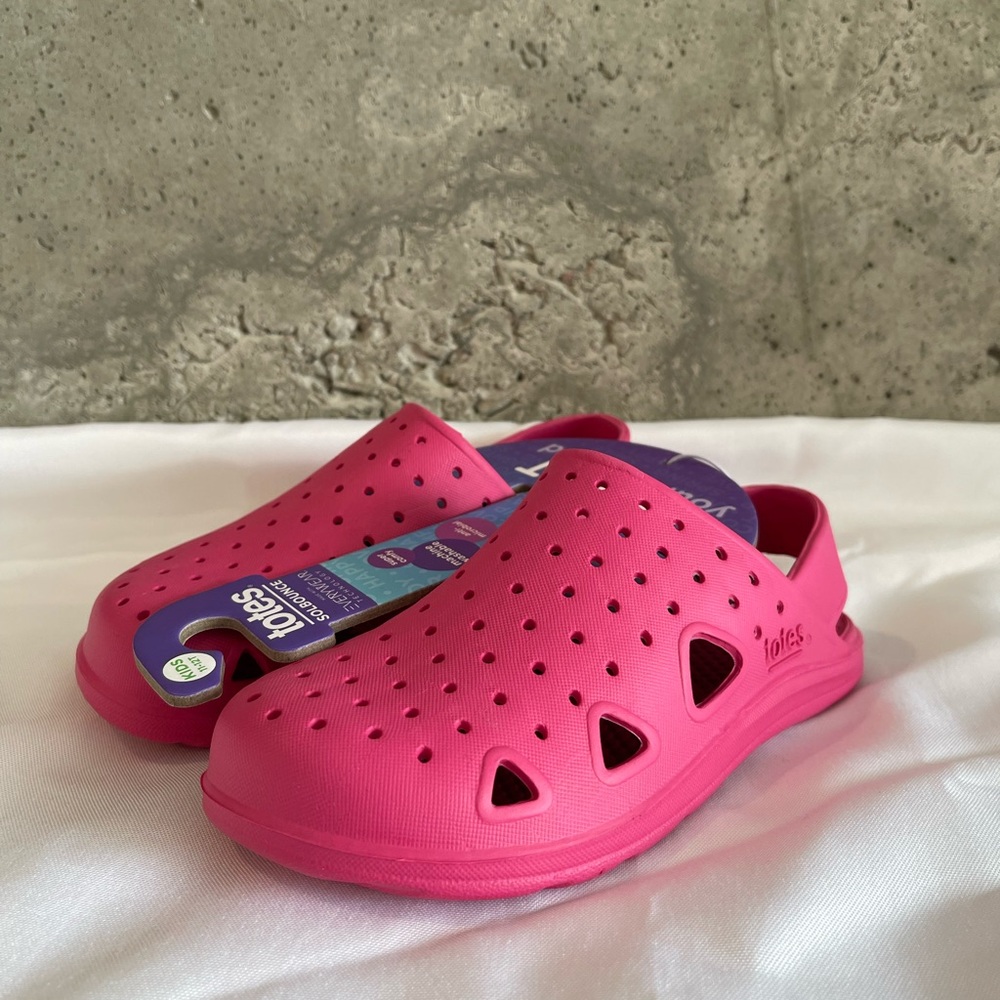 Totes Kids Shoes in Azalea